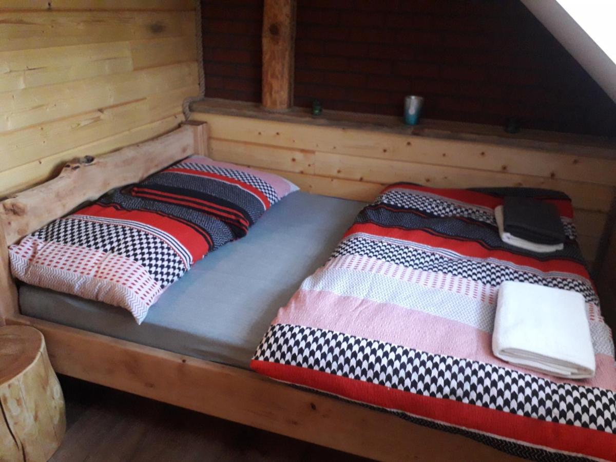 Jaskowa Bieszczady Z Basenem Apartment