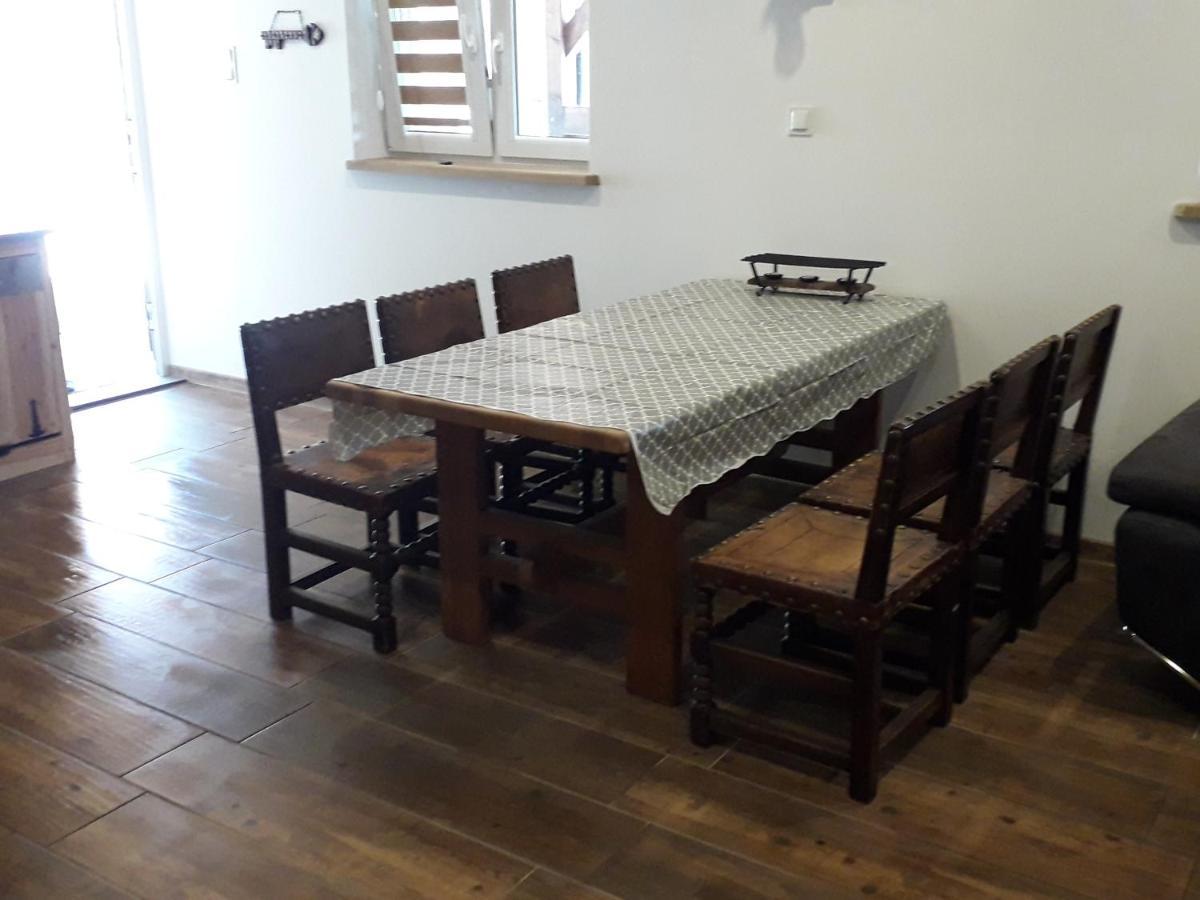 Jaskowa Bieszczady Z Basenem *