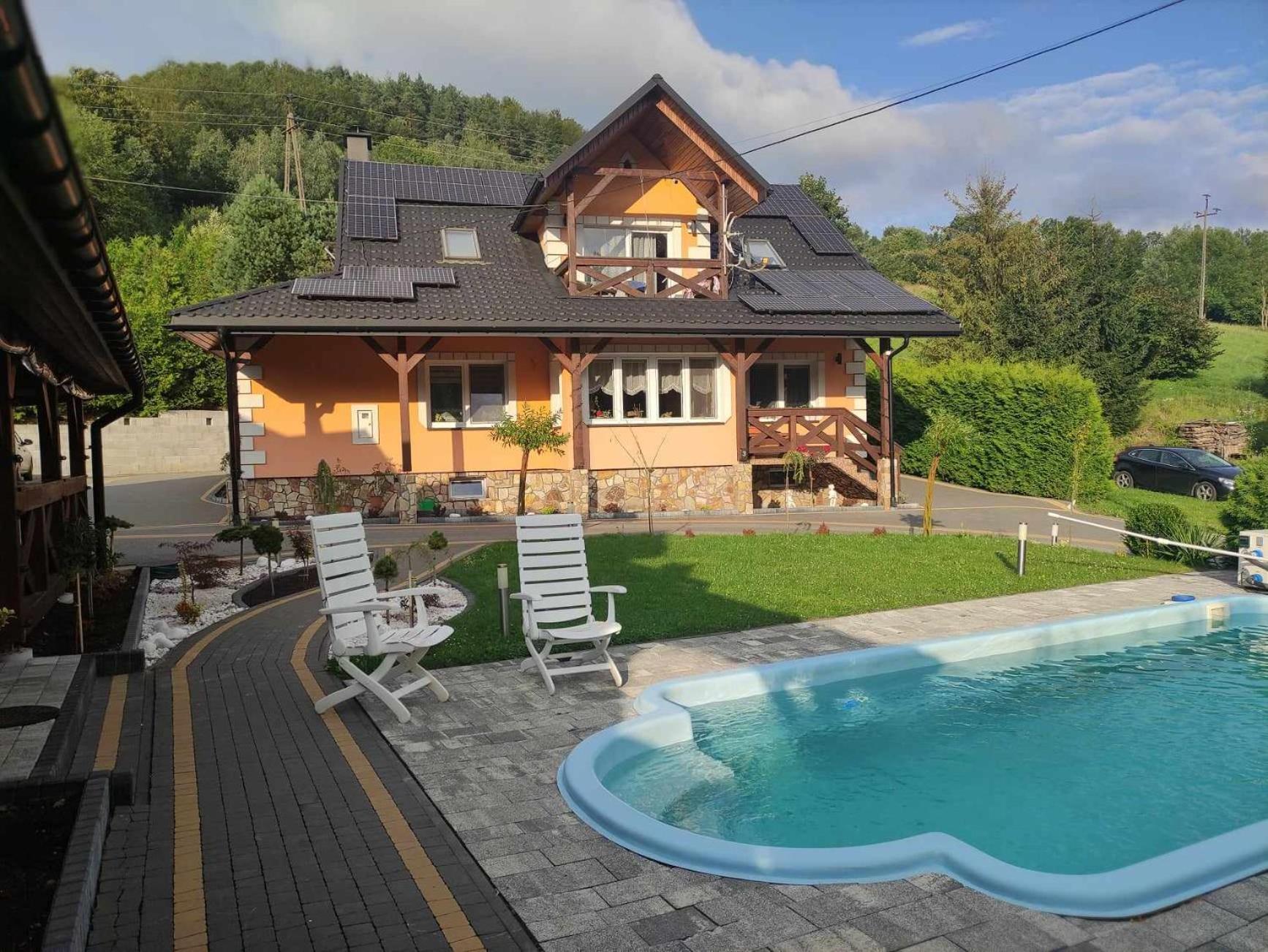 Jaskowa Bieszczady Z Basenem Baligrod